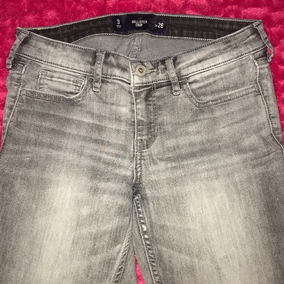 Hollister Crop Jeans! - Picture 2 of 3